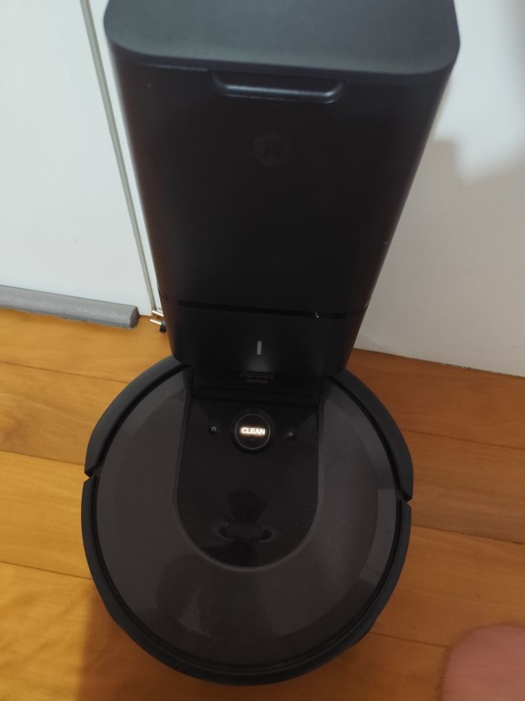 Robot aspirador Roomba I7+