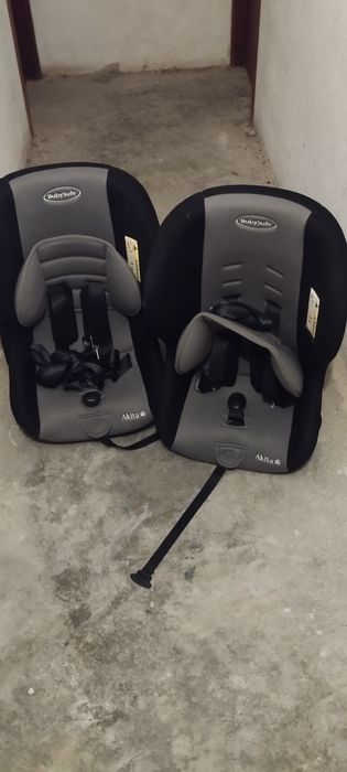 Cadeira de criança para automóvel
