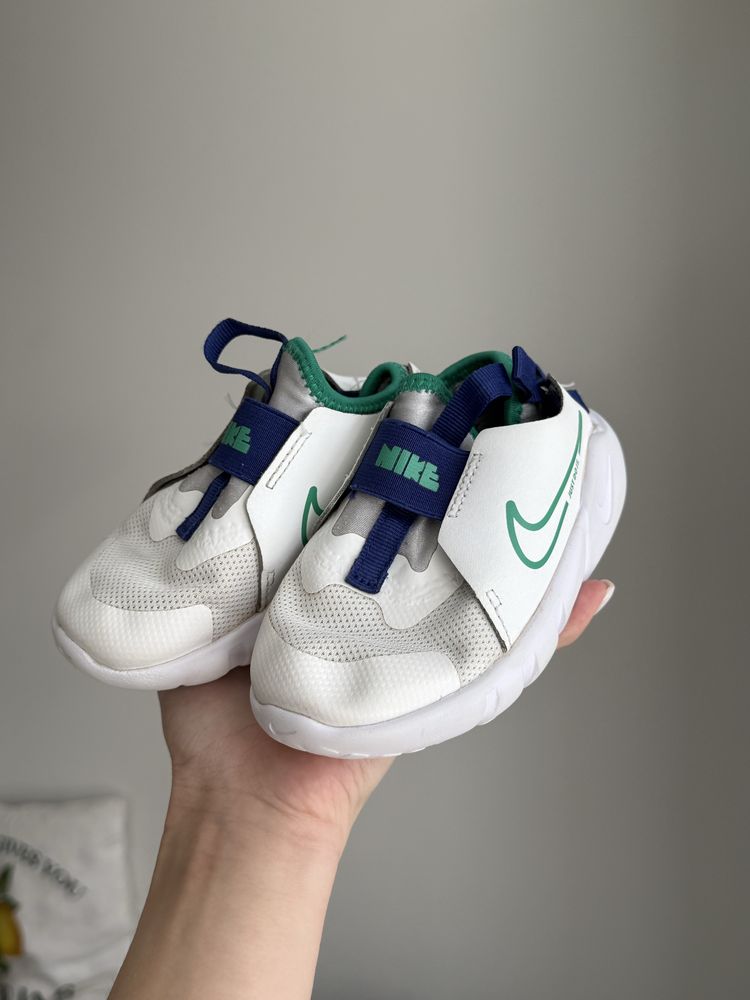 Дитячі кросівки Nike flex runner 8c 24 25 розмір білі