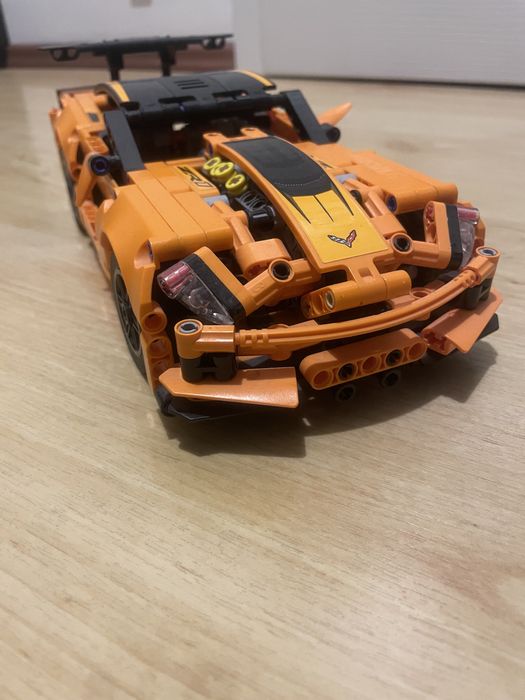 Lego Technic corvette zr1