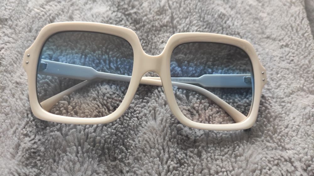 Nowe duże beżowe okulary przeciwsłoneczne