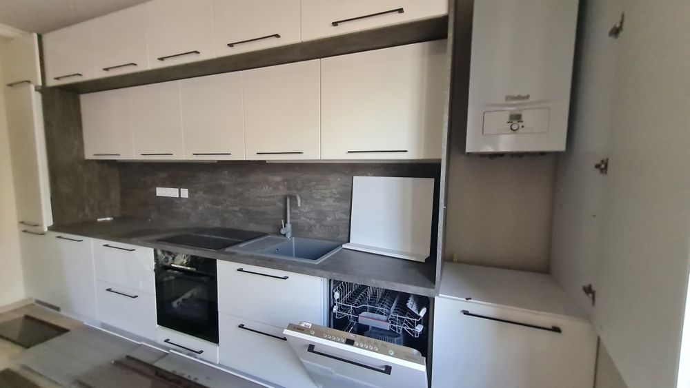 Продаю новострой Центр улица Шевченко