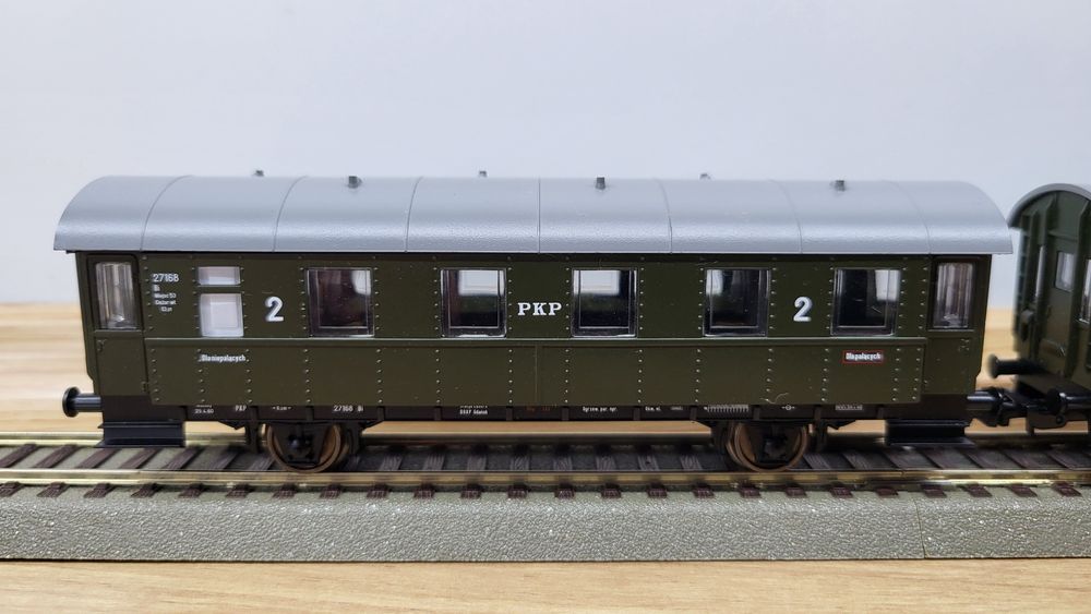 PIKO zestaw dwa wagony os 2kl PKP H0 st. Lębork DOKP Gdańsk  OKAZJA