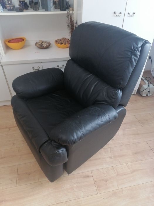 Sprzedam Fotel Skurzanny rozkladany