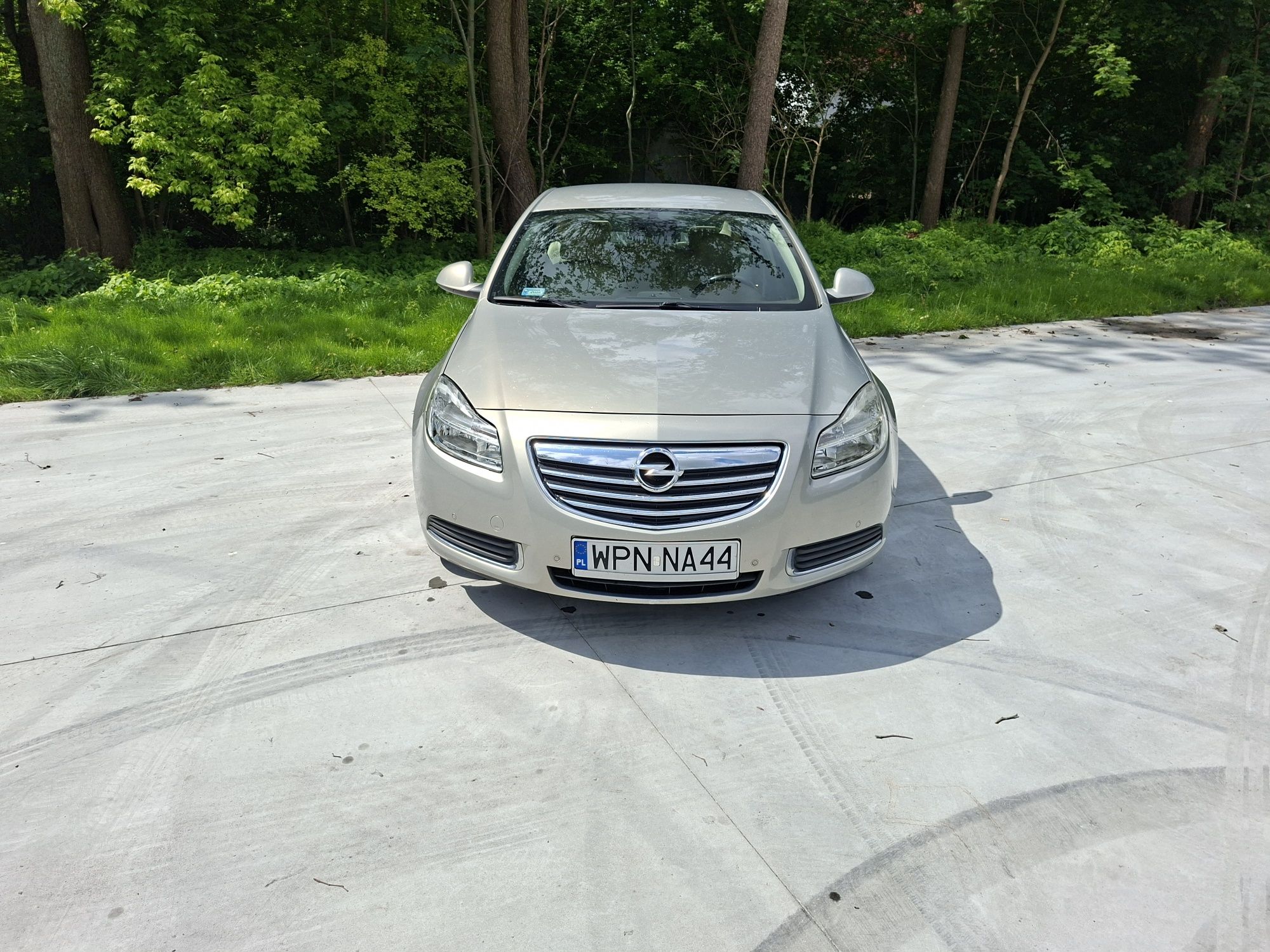 Opel lnsignia 1.8 bezyna.