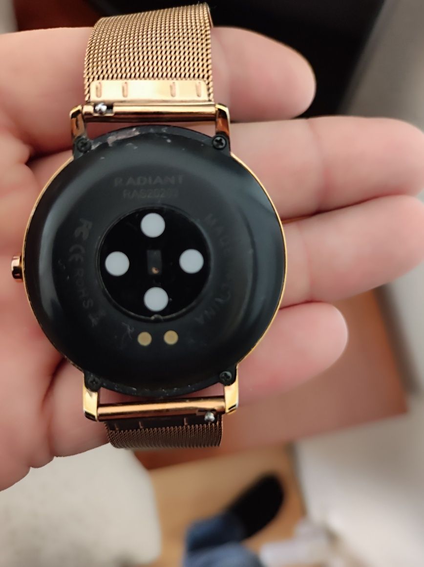 Smartwatch radiant em bom estado