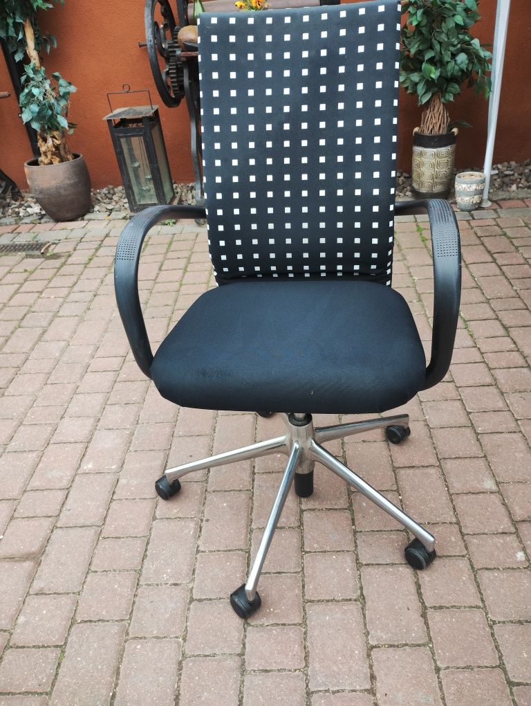 Krzesło biurowe Citterio Collection firmy Vitra n