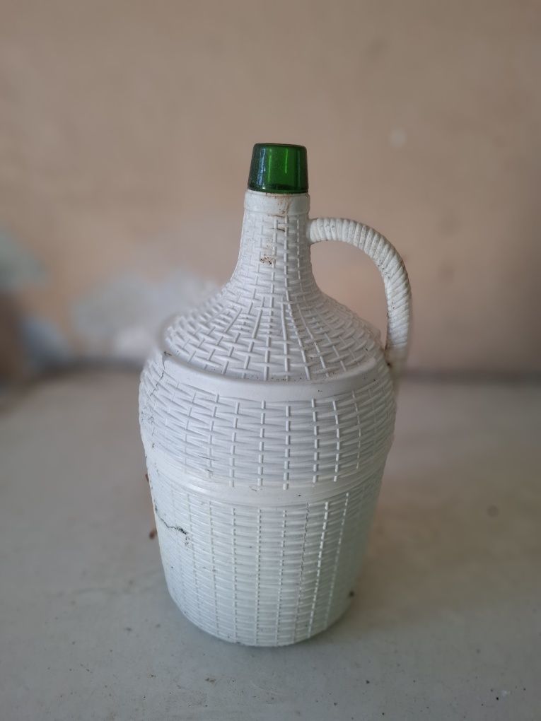 130 Garrafões de 5 litros