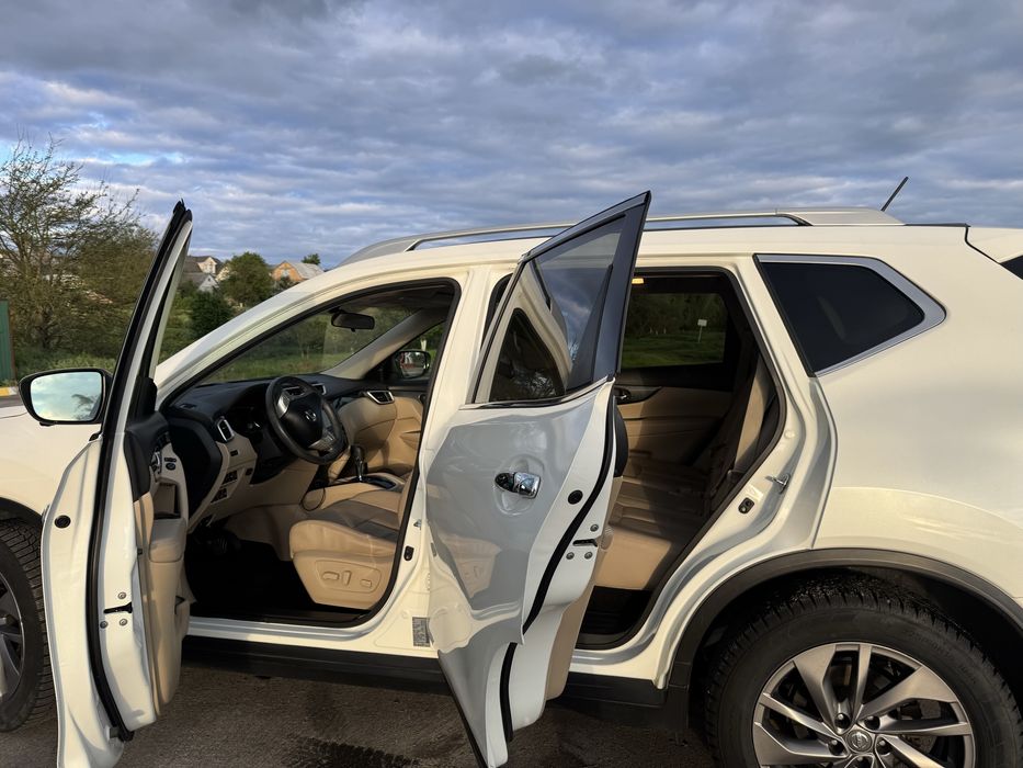 Nissan rogue ніссан рог бензин/газ максимальна комплектація