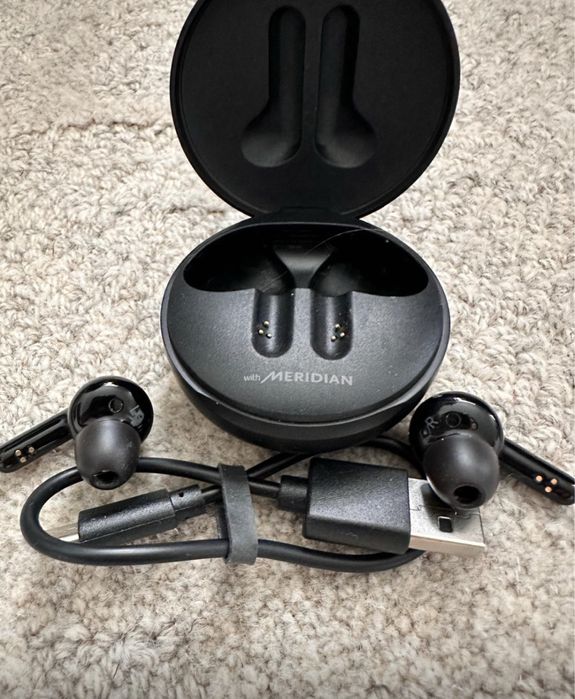 Auriculares Tone Free