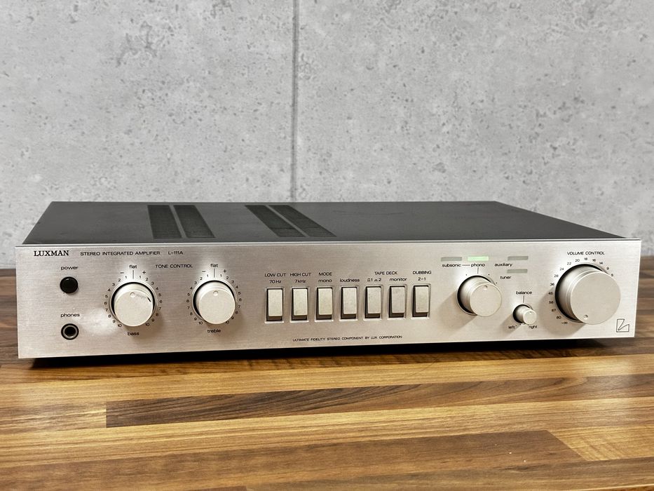 Luxman L-111A - audiofilski wzmacniacz audio 2x38w Klasa A