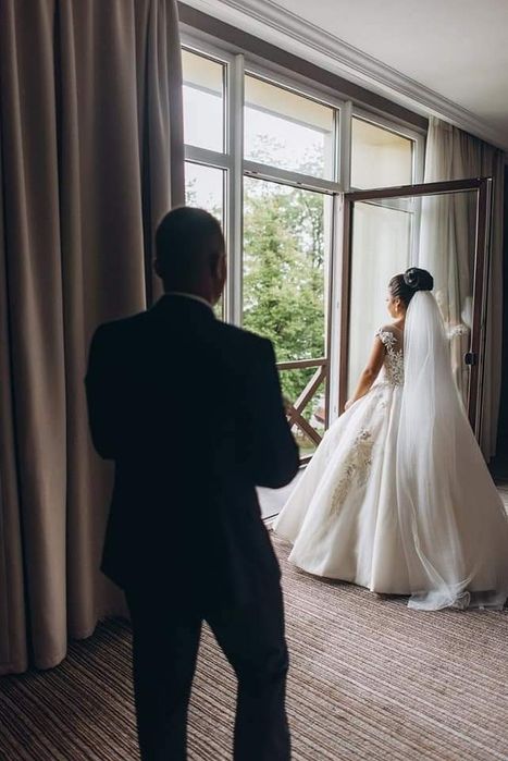 Весільне  плаття