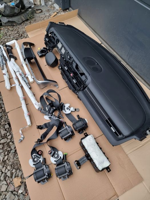 Hyundai Ioniq 5 AIRBAG подушка руля сидіння торпеда шторка ремінь