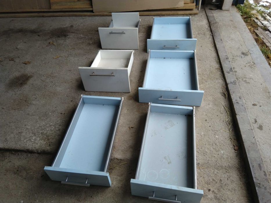 Продам мебельные ящики 6 шт. разных размеров