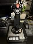 Hotas. Logitech G X52 Pro – joystick + przepustnica.
