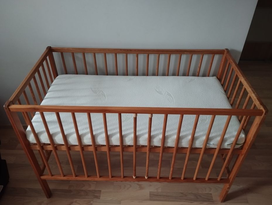 Łóżeczko niemowlęce 120x60 cm