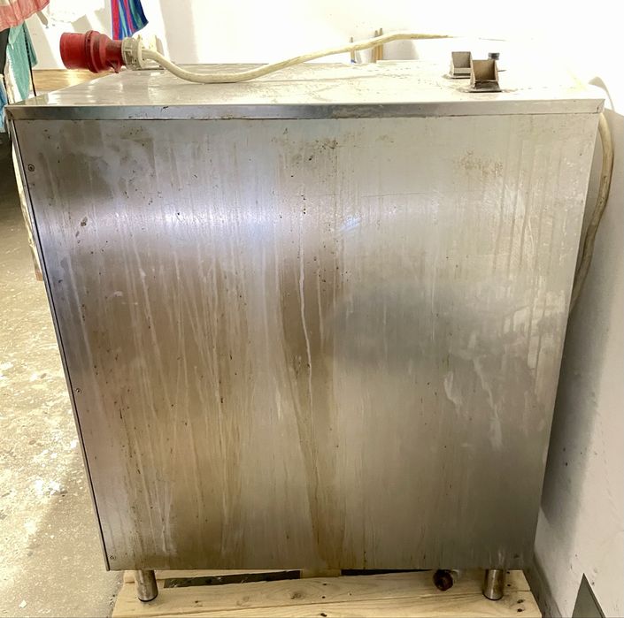 Uszkodzony elektryczny piec konwekcyjno parowy Electrolux 8GN 1/1 400V