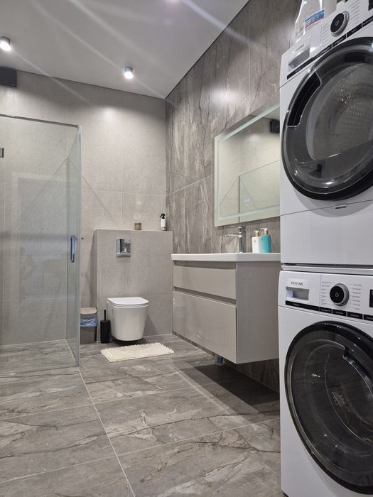 Продам сучасний будинок в місті Українка