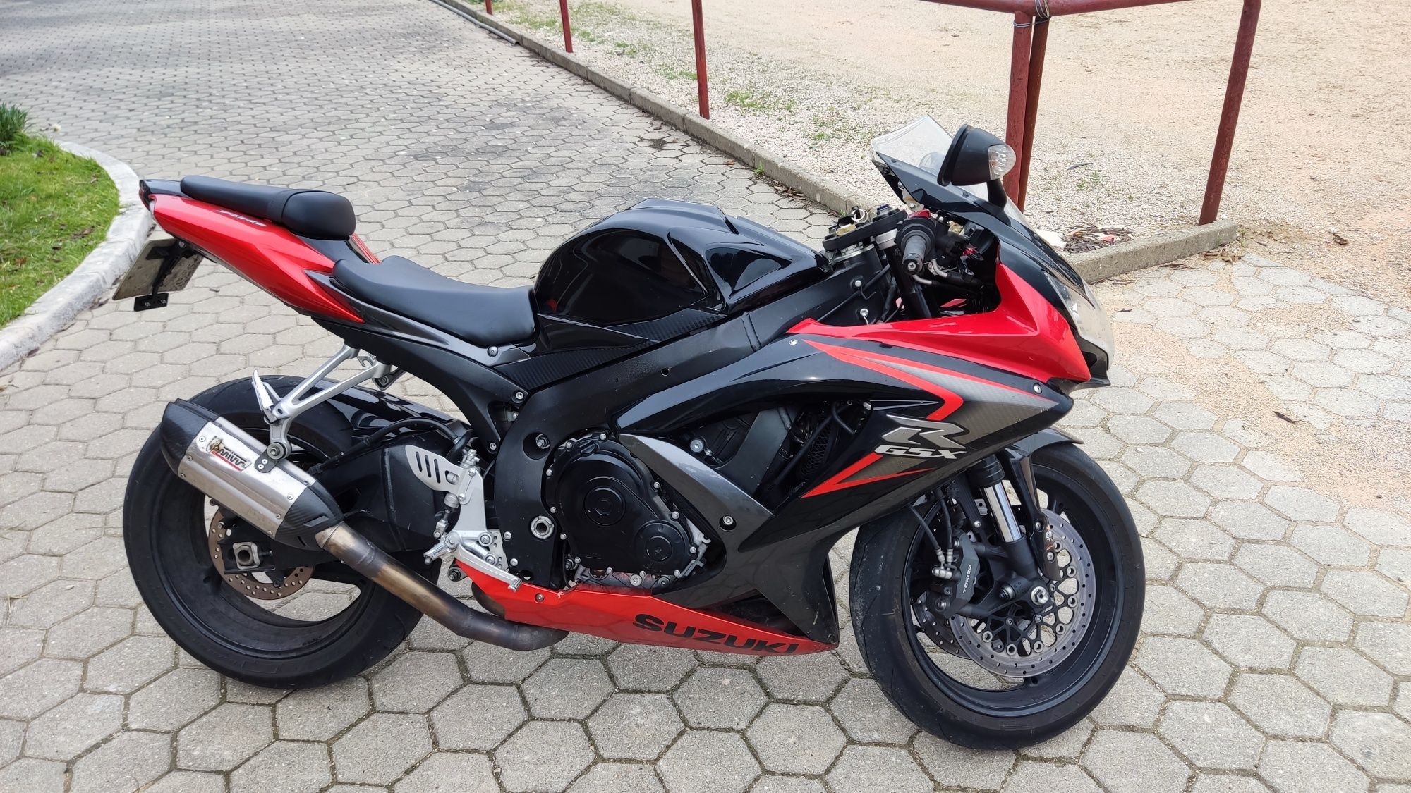 Suzuki Gsxr 750 L0