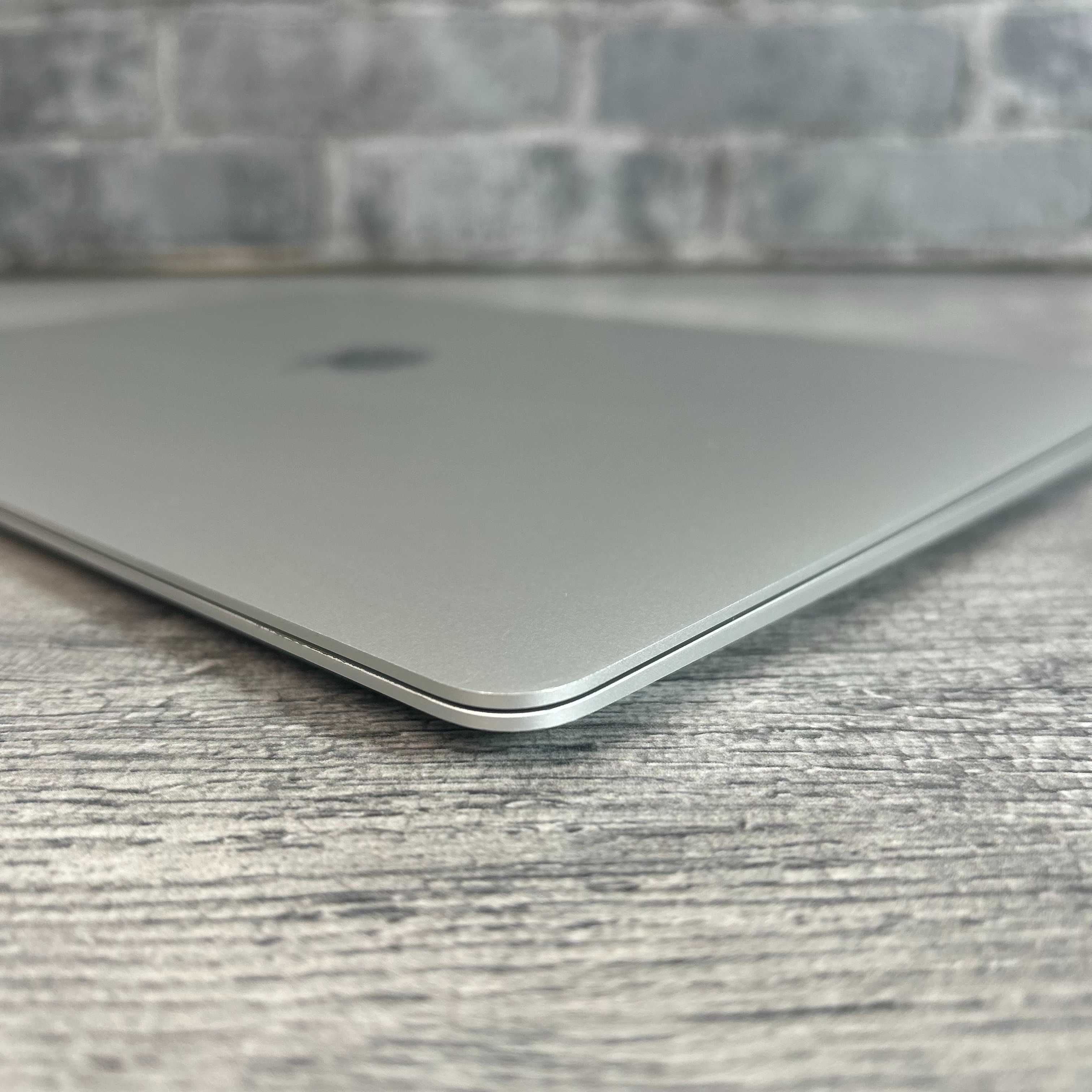 Ноутбук Apple MacBook Air 13 2018 Silver (i5 | 16Gb | 256Gb SSD)