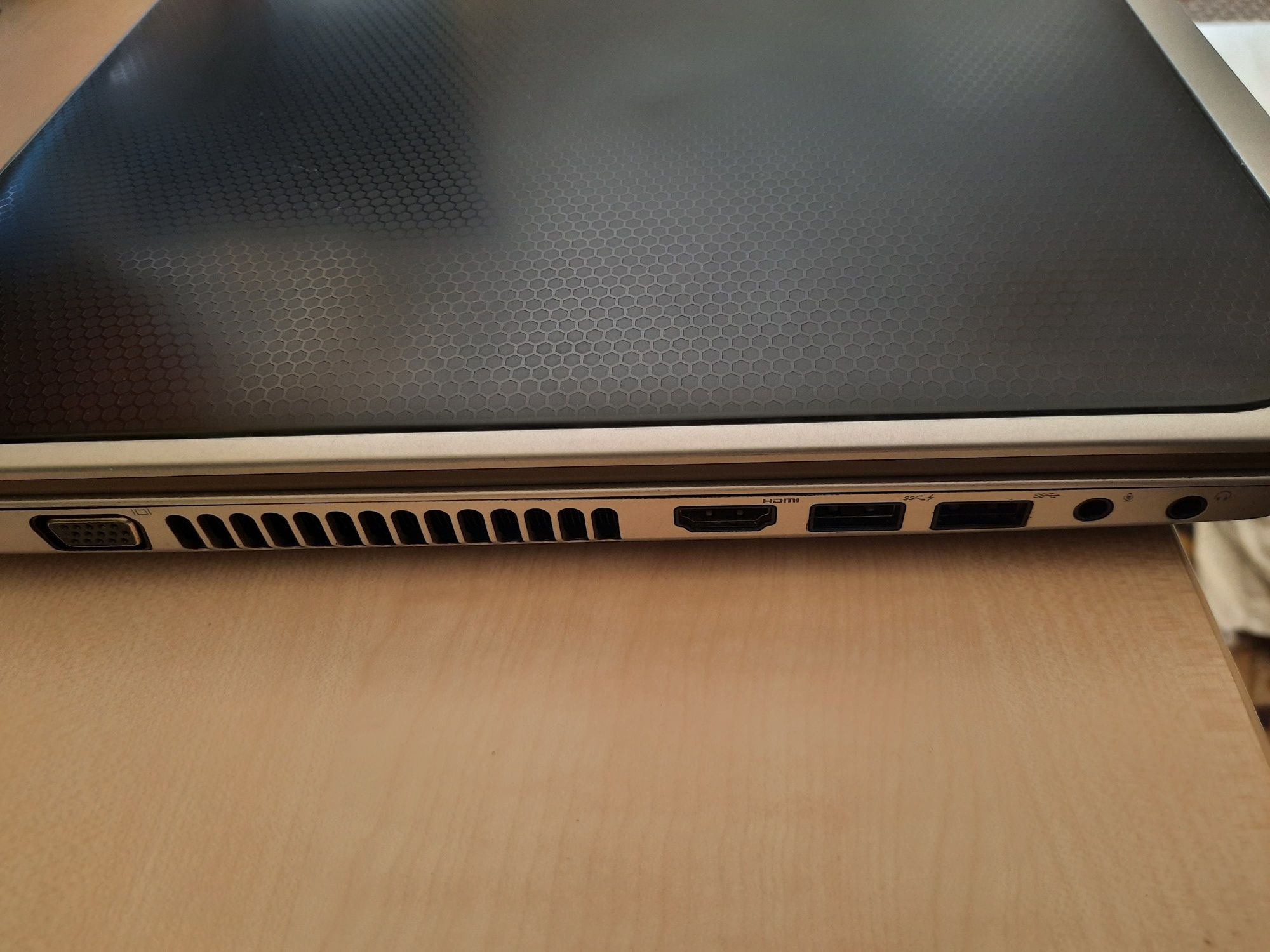 Laptop DELL Inspiron 7720