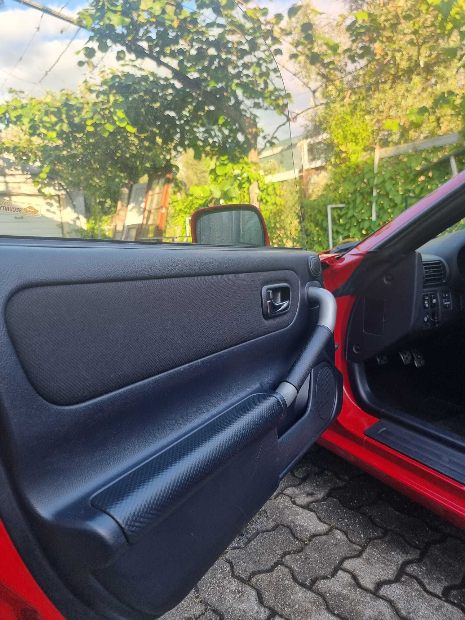 Toyota MR2 ZZW30 mk3 (2000)