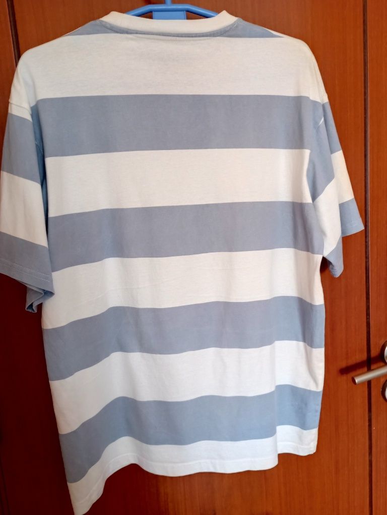 T-shirt Pull & Bear às riscas côr azul e branco