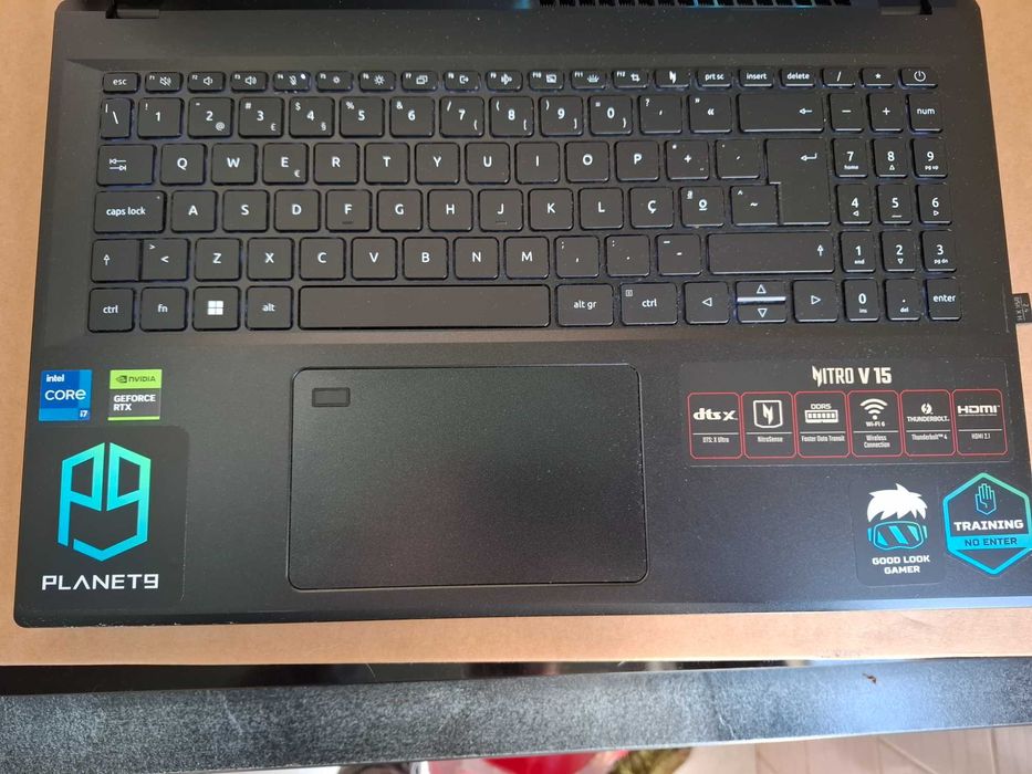 Acer nitro v15 portatil gaming