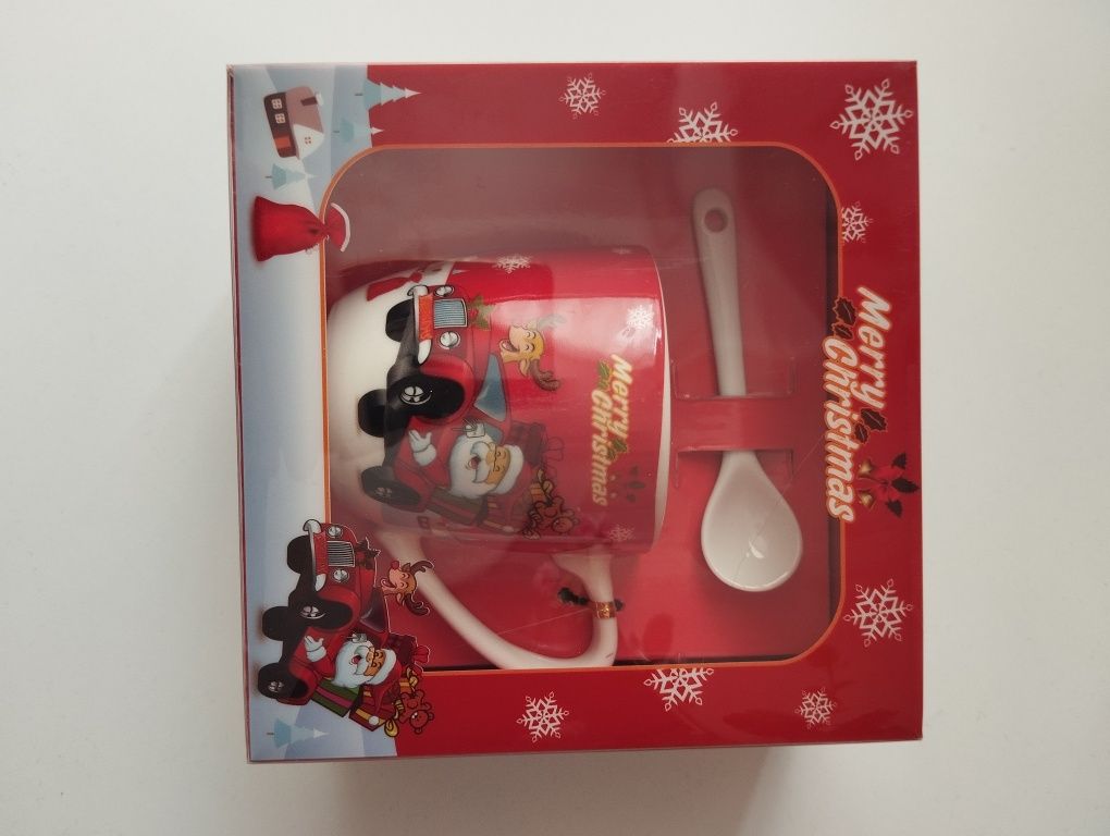 Подарункова Новорічна Чашка з Ложкою "Санта Клаус"