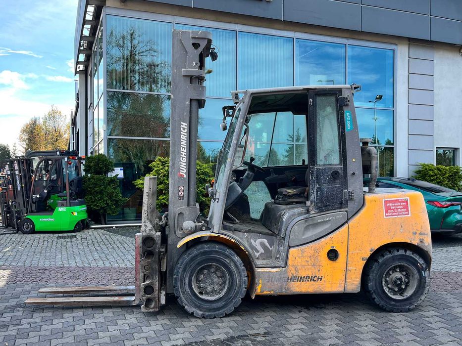 Wózek widłowy Jungheinrich DFG550s 5t diesel, 4,5 m 5783h | 2019