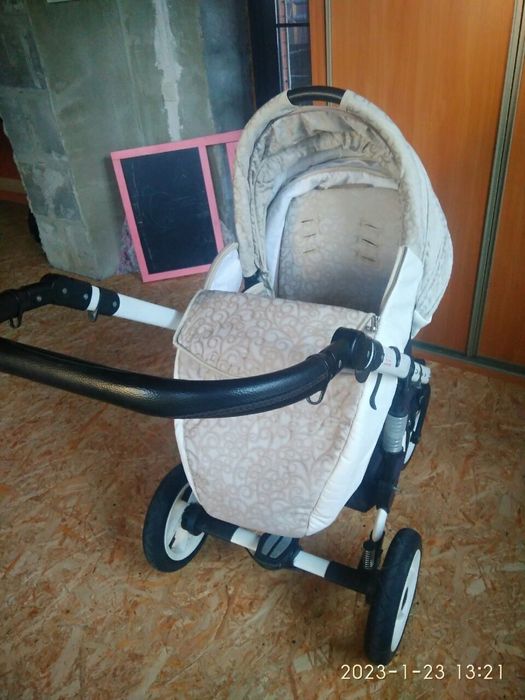 Продам коляску б/у