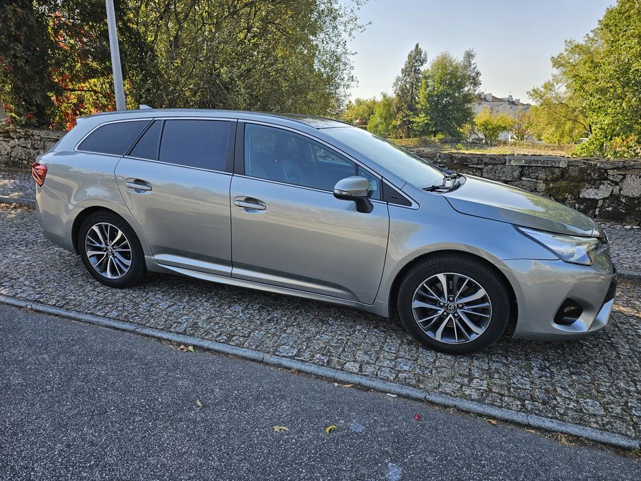 Toyota Avensis Touring Sports