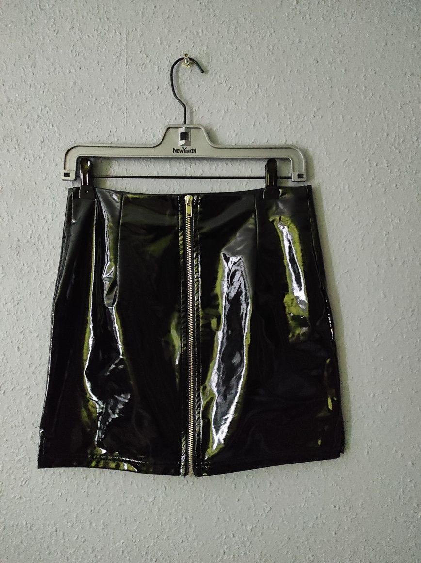 Spódnica z latexu czarna