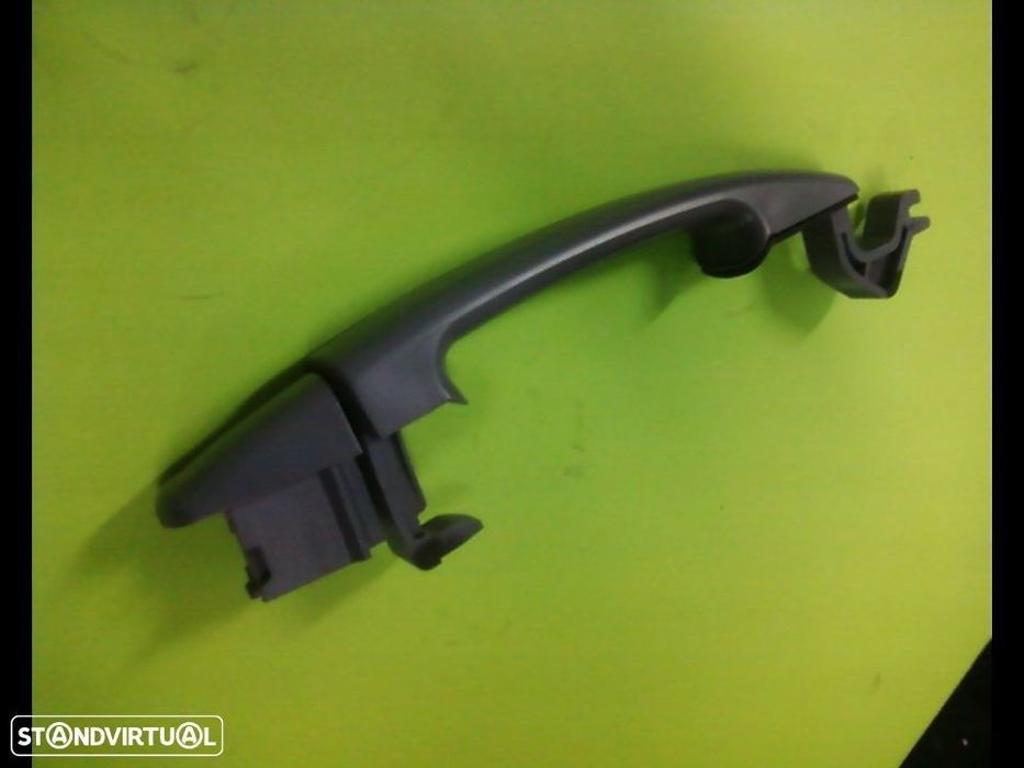 puxador porta lateral peugeot partner 2008 NOVO