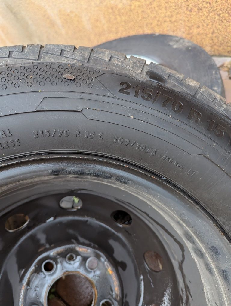 Felgi z oponami 215/70 R 15 C