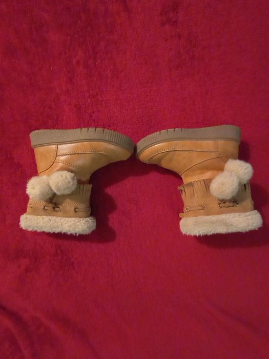 Зимние сапоги для девочки