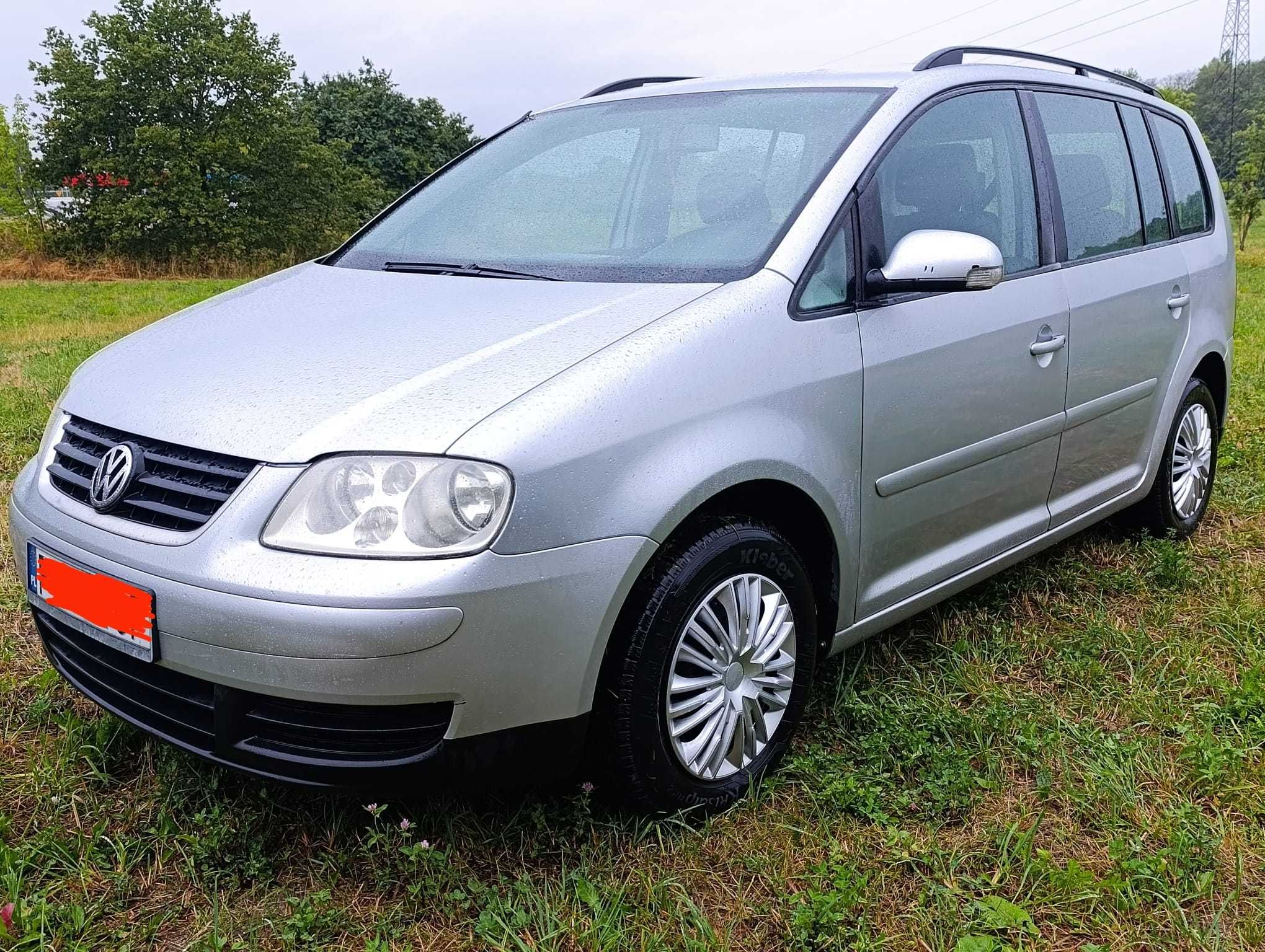 Vw Touran 1,6 LPG  7-osób   klimatyzacja sprawna