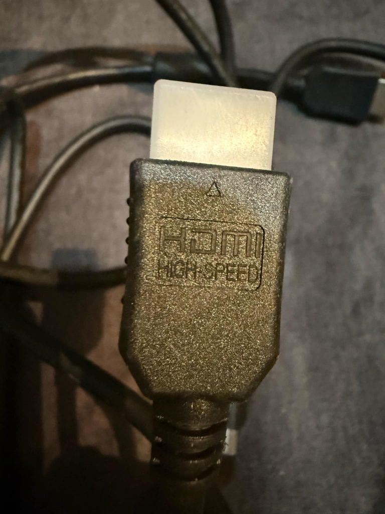 Kabel HDMI HIGH-SPEED  nowe dwa kable