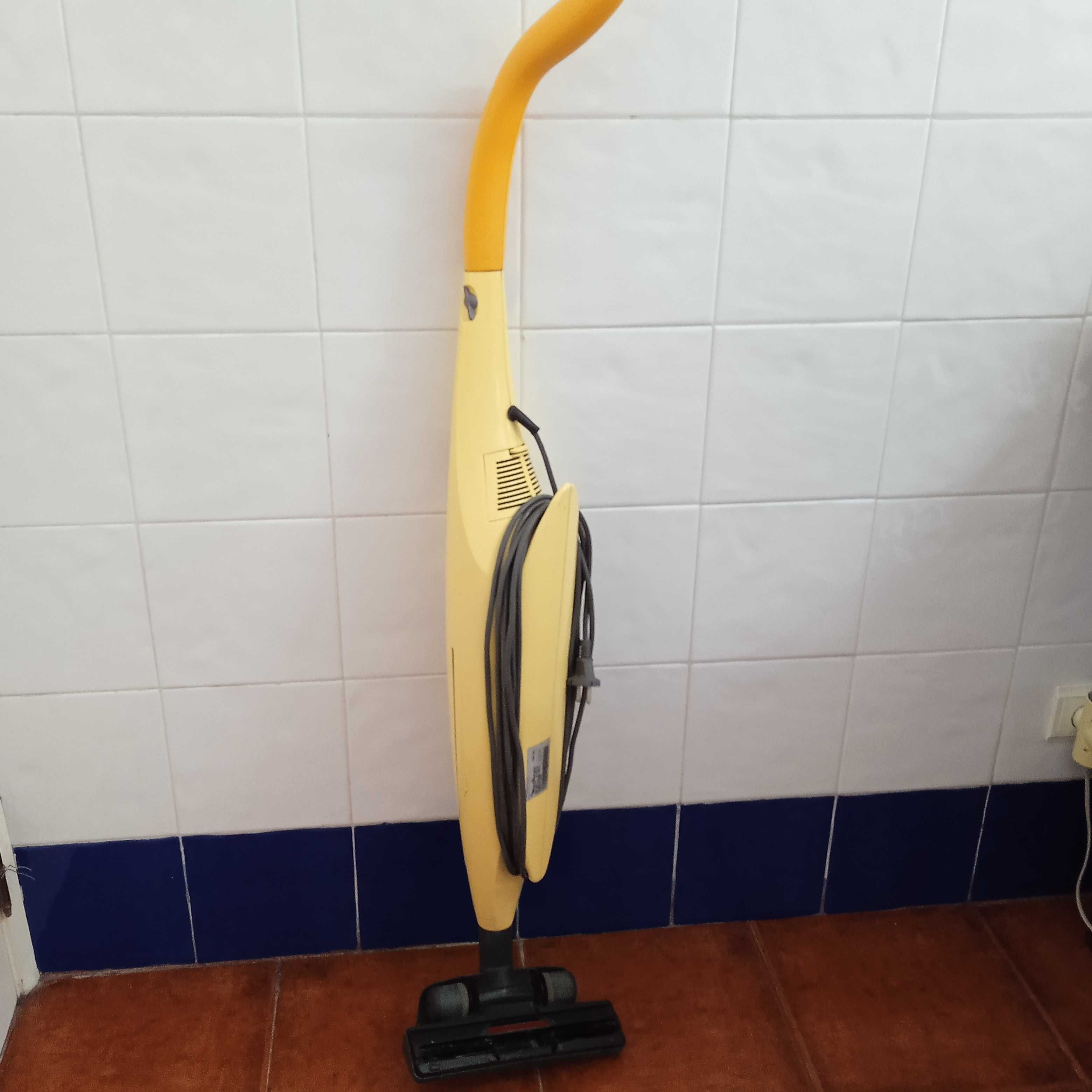 Aspirador vertical Moulinex