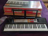 Keyboard Yamaha PSR F50