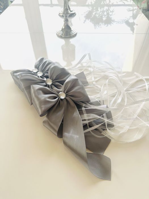 Kokardy na klamki Auta 4 szt. Dekoracje ślubne na samochód Szare