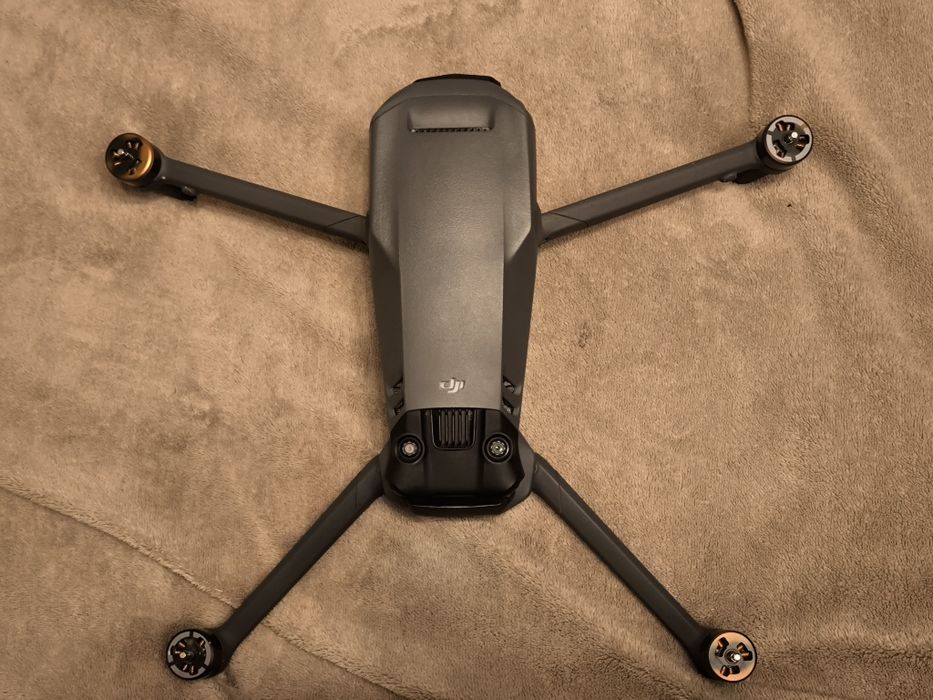 DJI MAVIC 3 pro тушка в идеале.