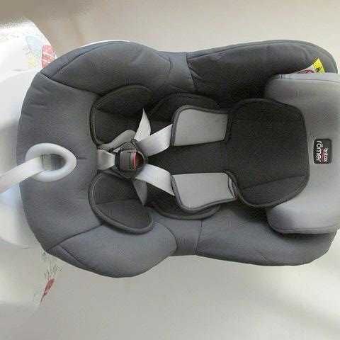 Fotelik samochodowy Britax Romer Dual fix 2R  obrotowy  0-18 kg