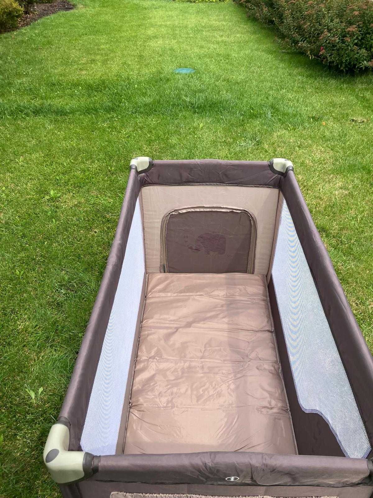Sprzedam łóżeczko turystyczne firmy Baby Design