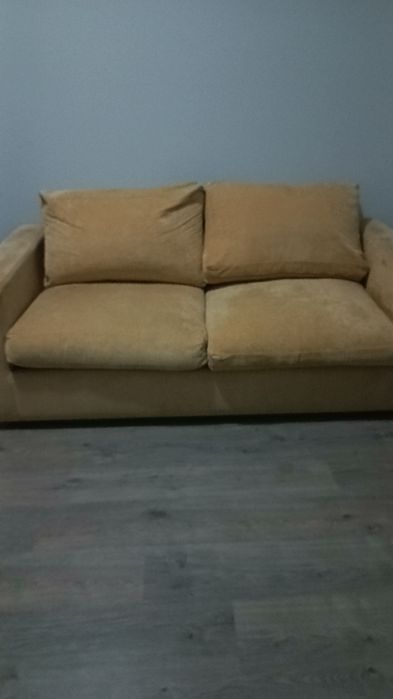 Sofá cama de dois lugares