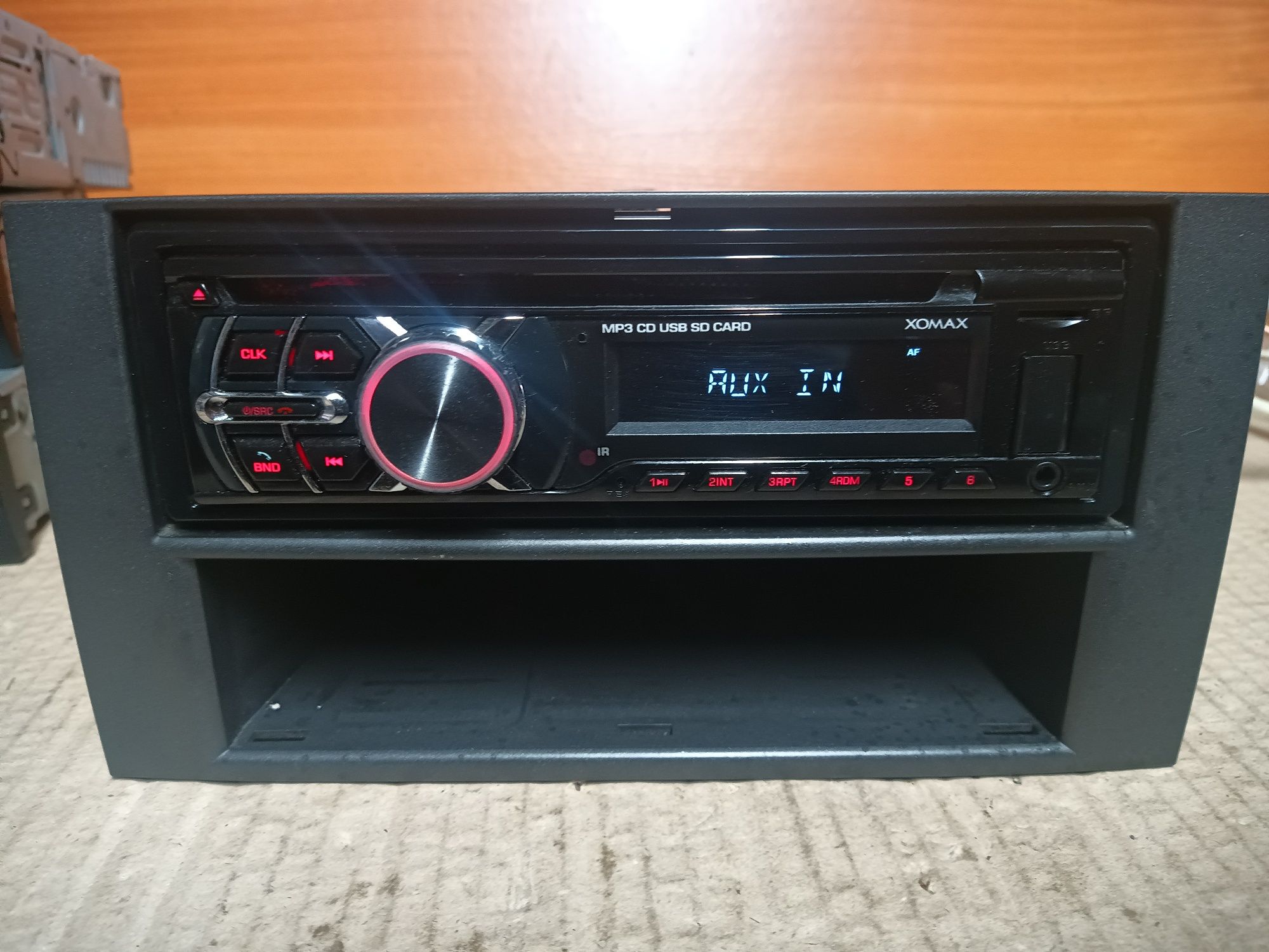 Автомагнітола XOMAX XM-CDB624 USB AUX CD