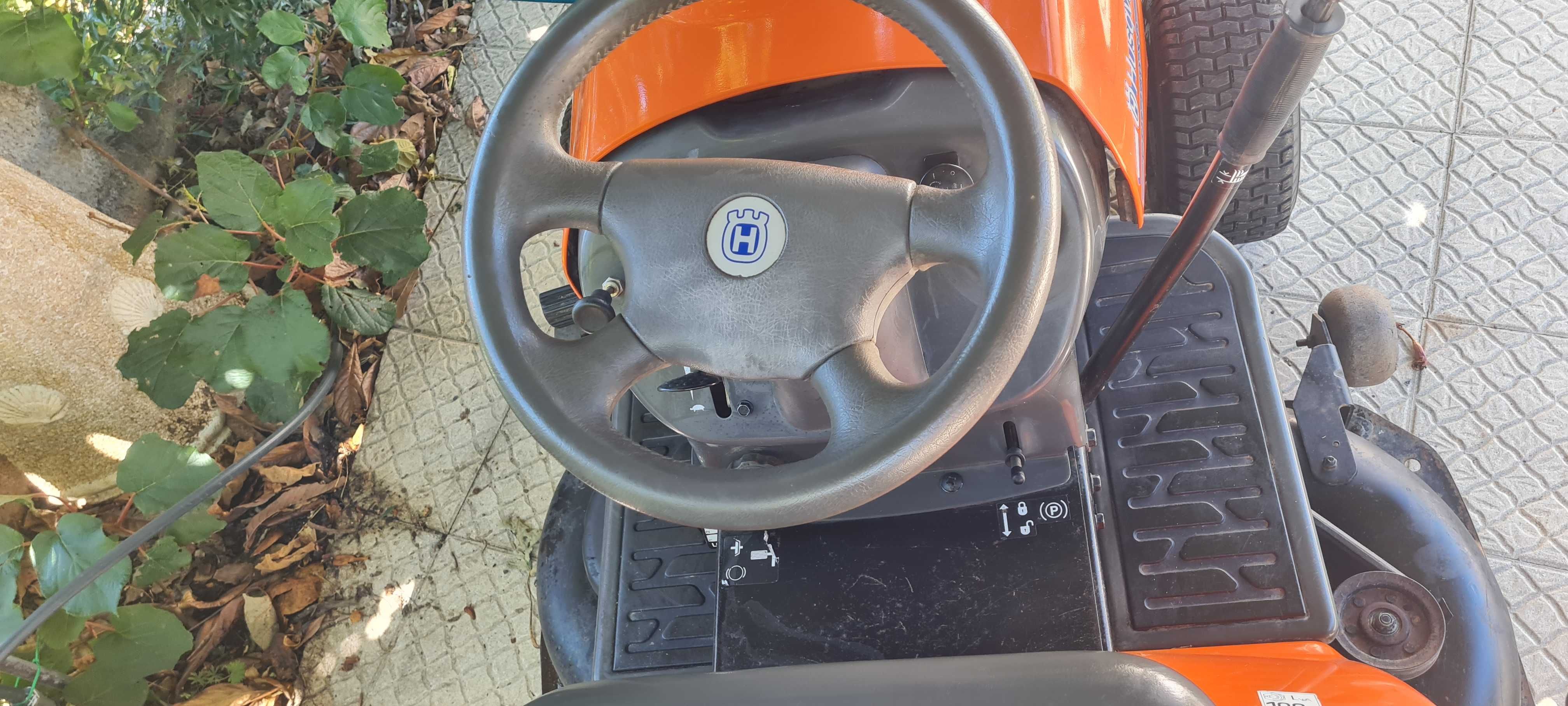Husqvarna CTH180XP – Trator Corta-Relva com Revisão Completa