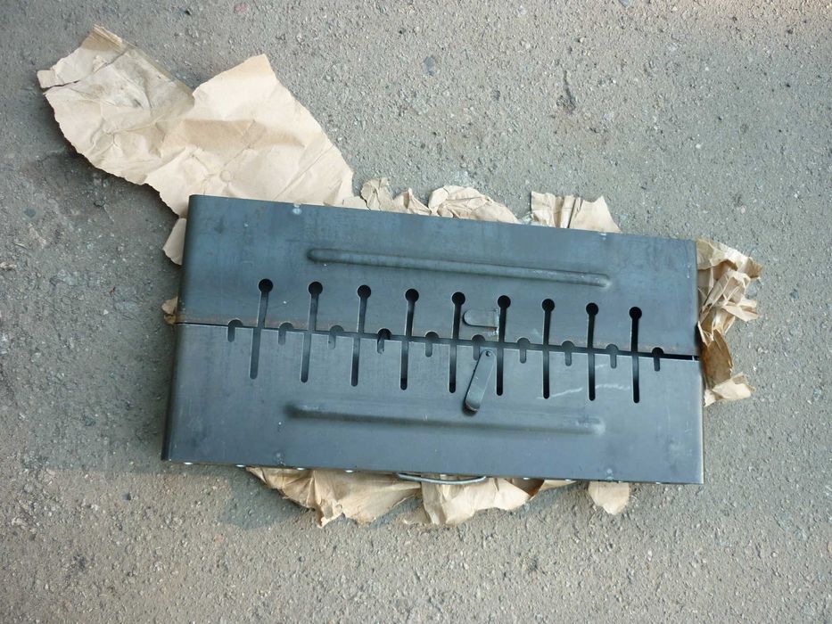 Мангал на 10 шампуров. сталь 2 мм, в собранном виде-чемодан