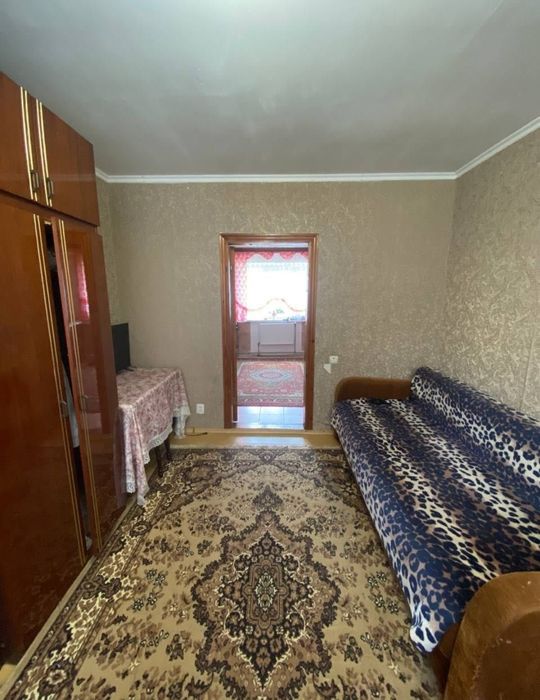 Гарний будинок в мальовничому селі