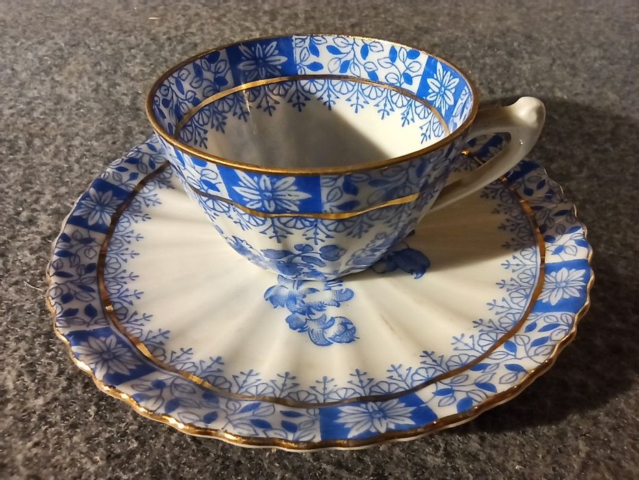 Porcelana ASKANIA China Blau Filiżanka do Mokka Kolekcjonerska